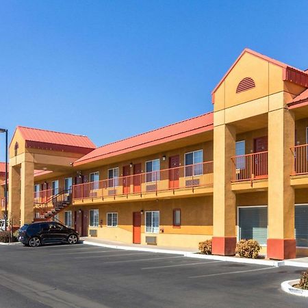 Quality Inn Fresno Near University Luaran gambar