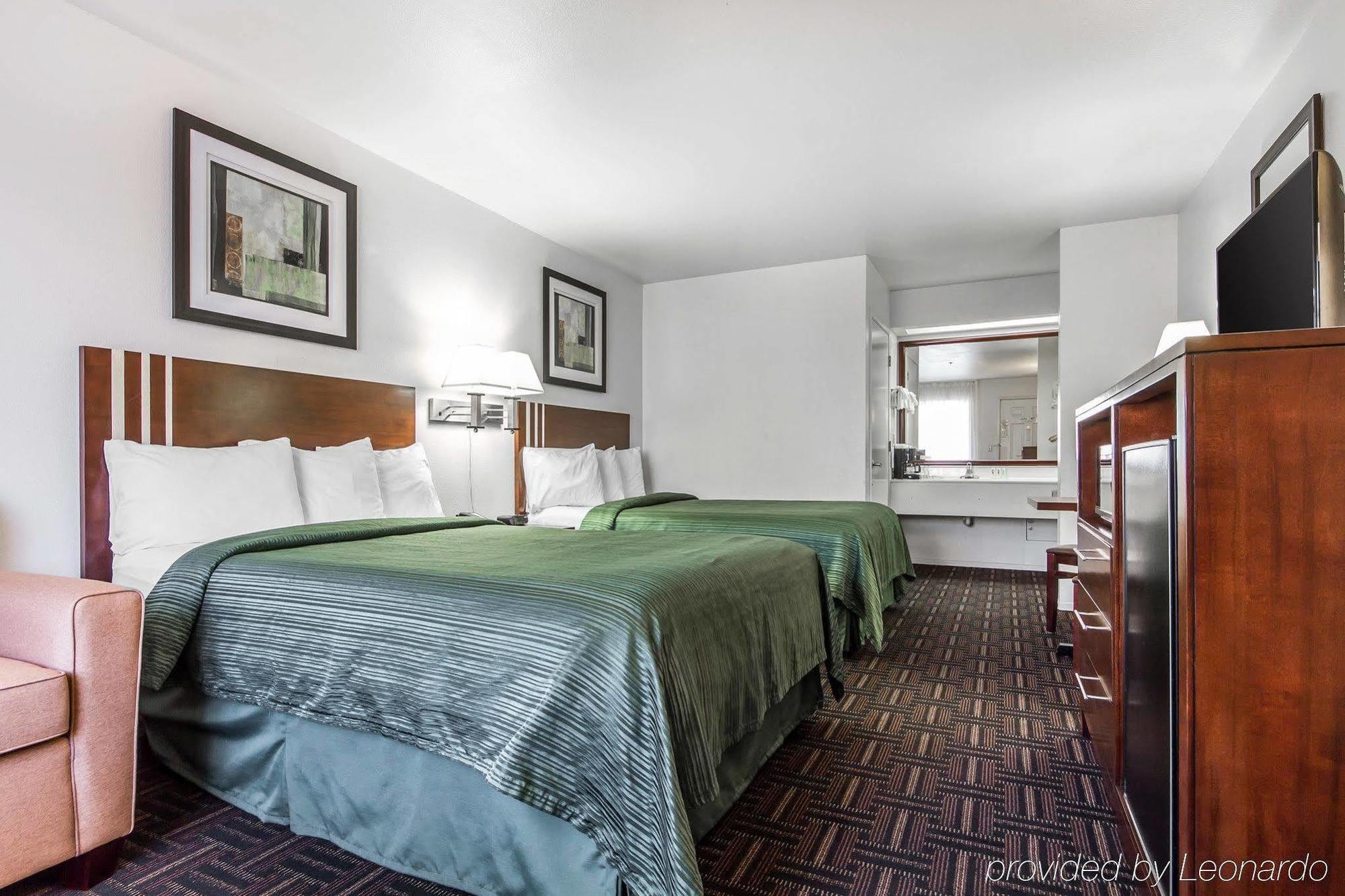 Quality Inn Fresno Near University Luaran gambar