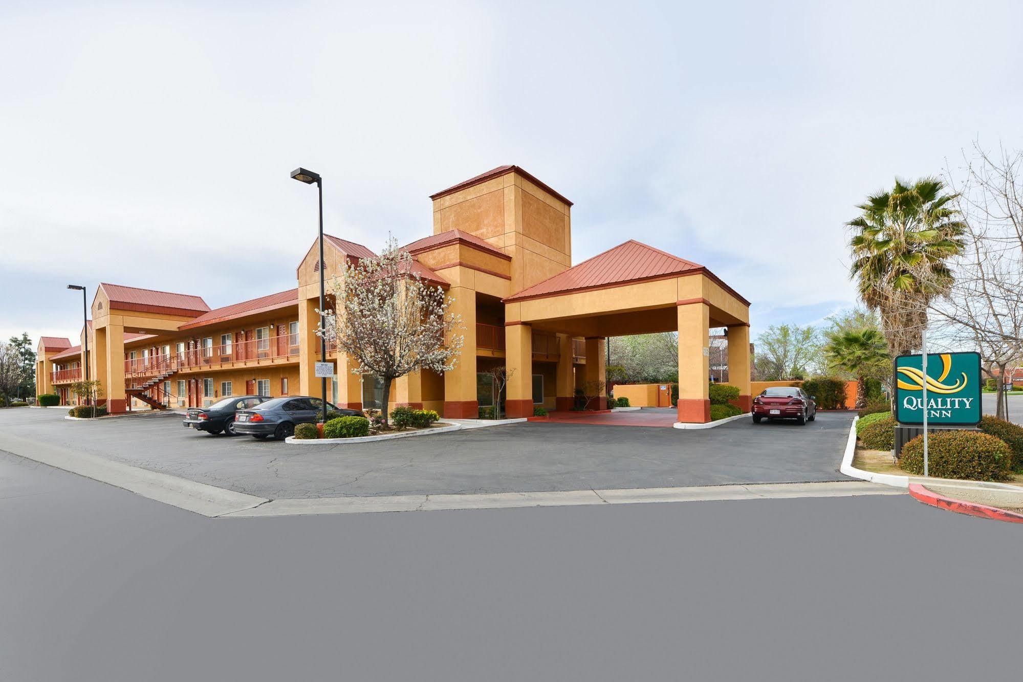 Quality Inn Fresno Near University Luaran gambar