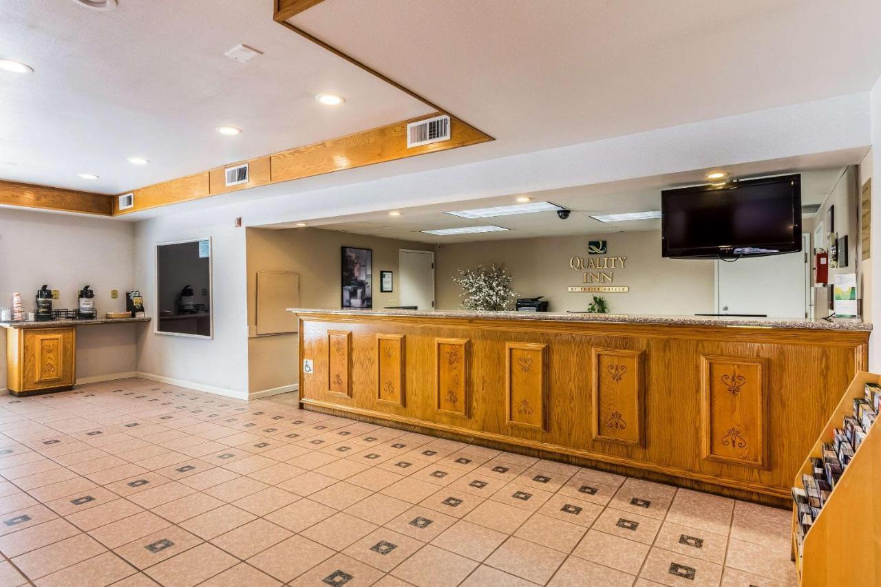 Quality Inn Fresno Near University Luaran gambar